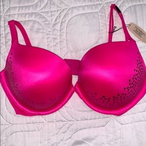 Victoria’s Secret Very Sexy Push-Up Bra